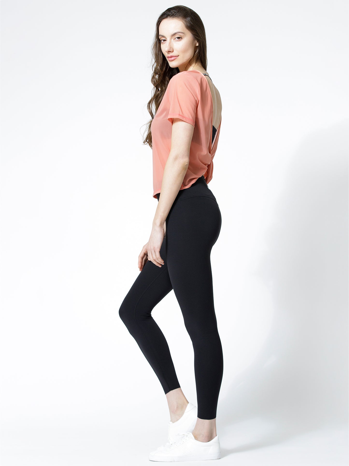 MESH TWIST TEE, CALIFORNIA MESH