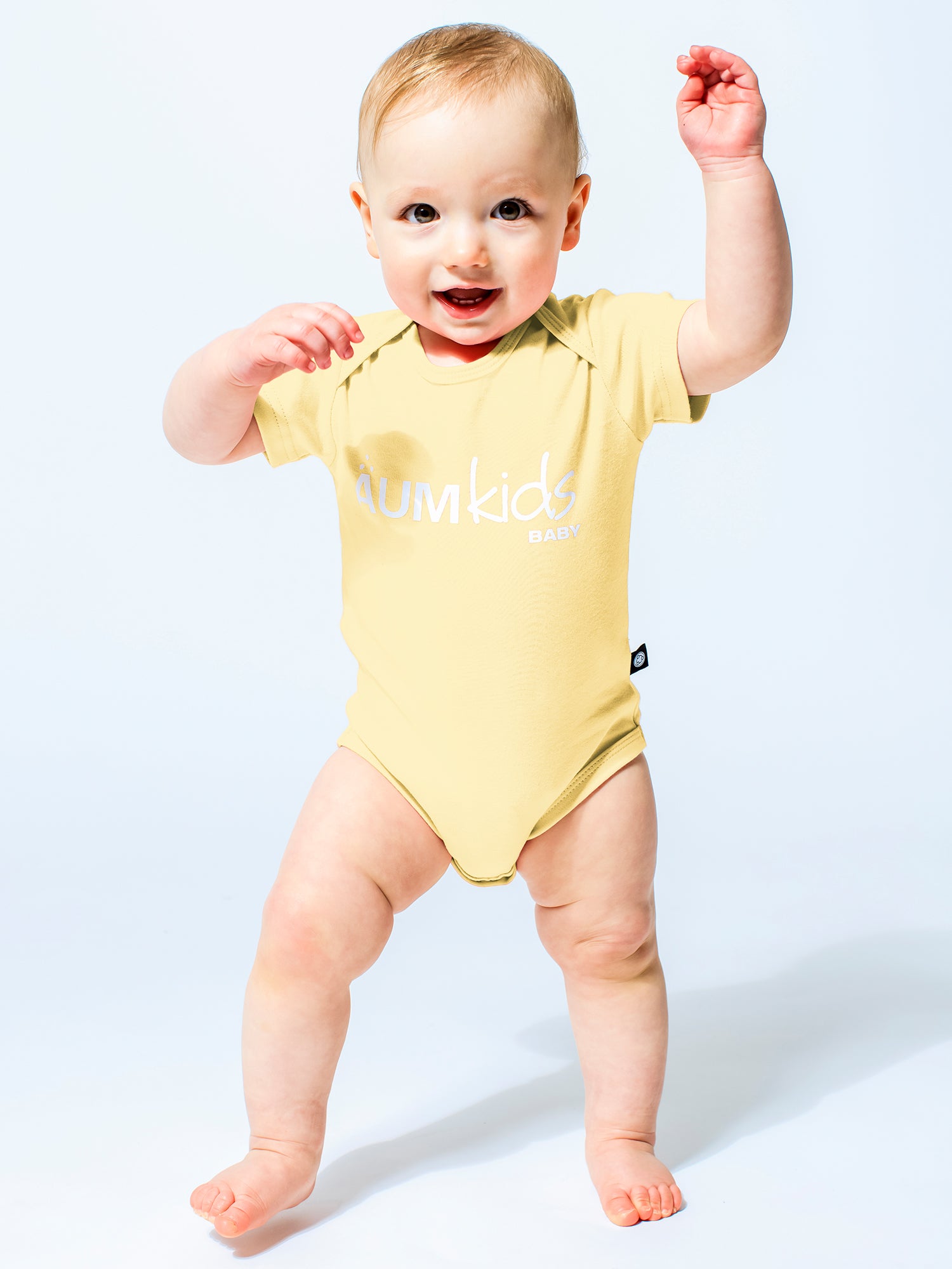 AUMkids HAPPY BABY SHORT SLEEVE ONESIE + BIB SET, YELLOW