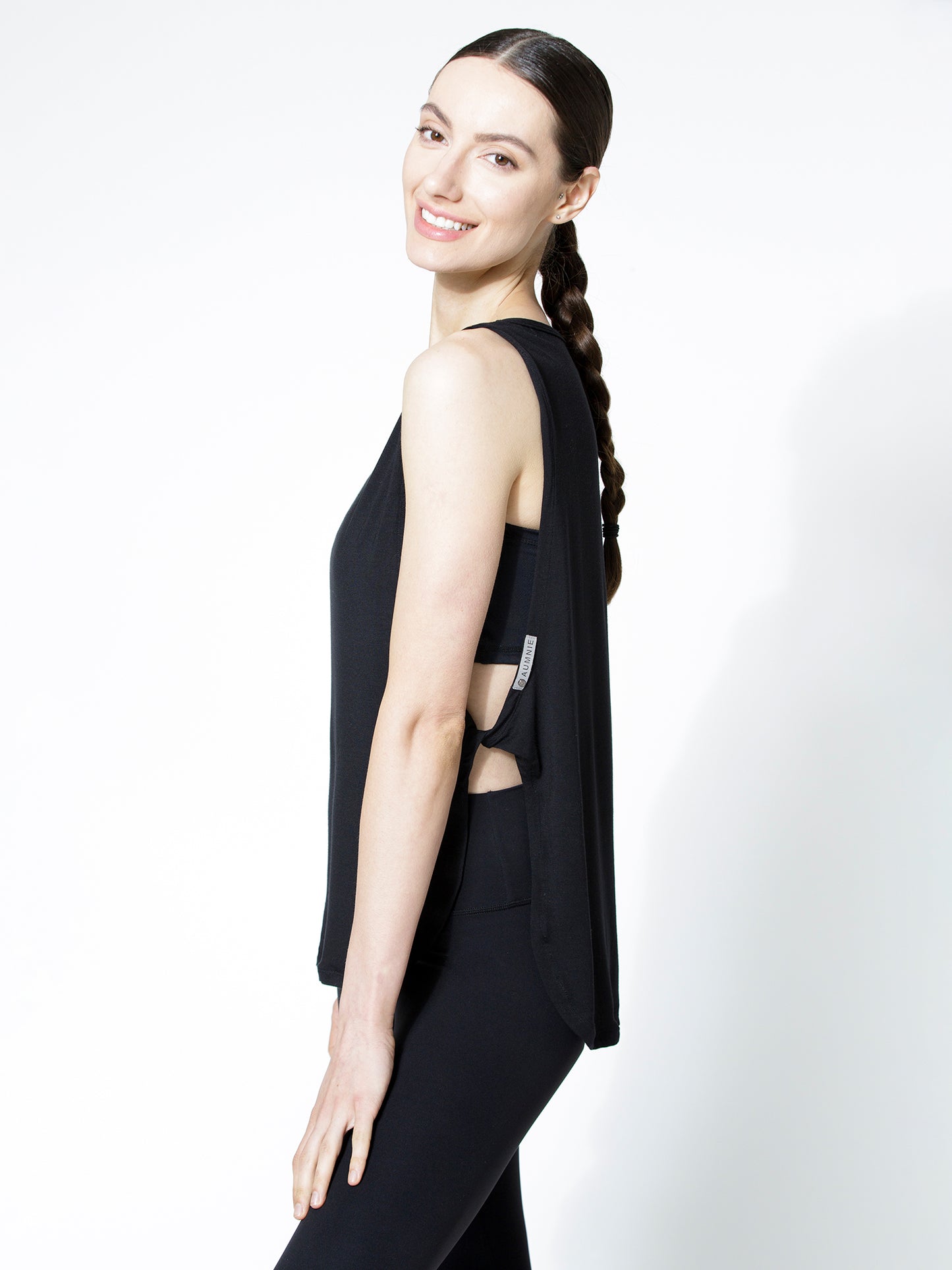 SIDE TWIST OVERSIZED TEE, BLACK