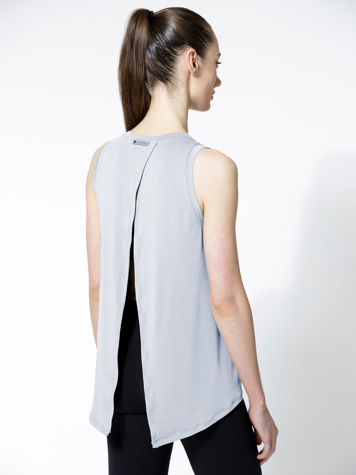 TIE BACK TRAINING TANK, DECO