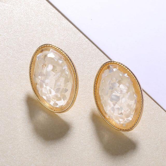 Korean White Acrylic Flower - souvikdeysample